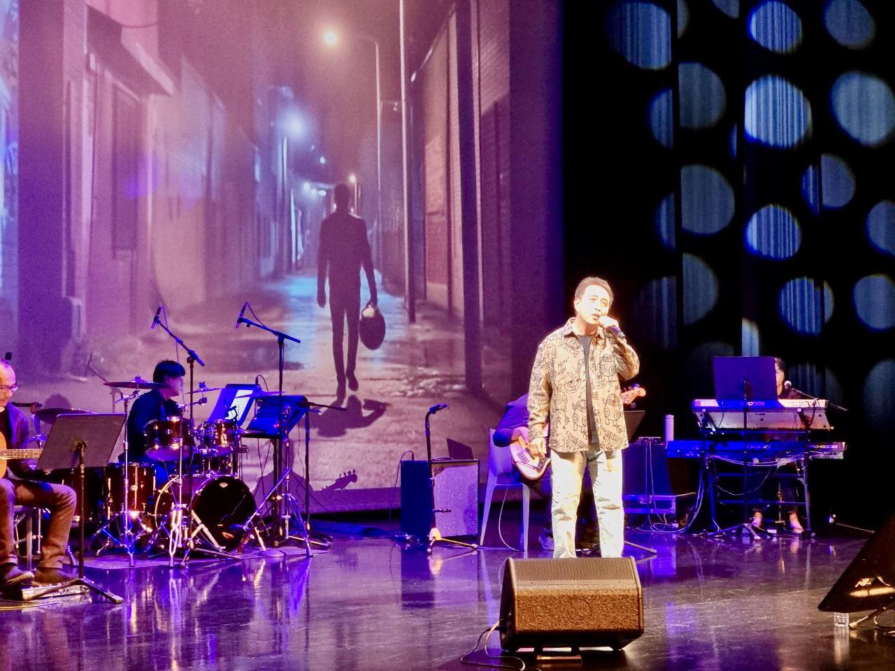 A moment from the 'Story of Light – Songs of Luo Dayou' performance