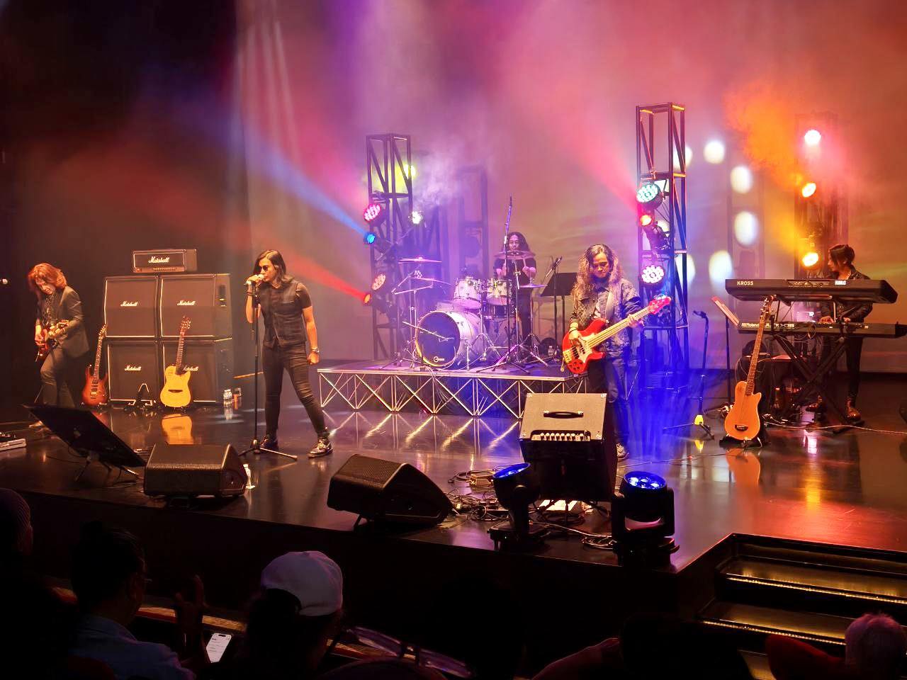 Guest artist Ryzall Noh joining Cradle on stage