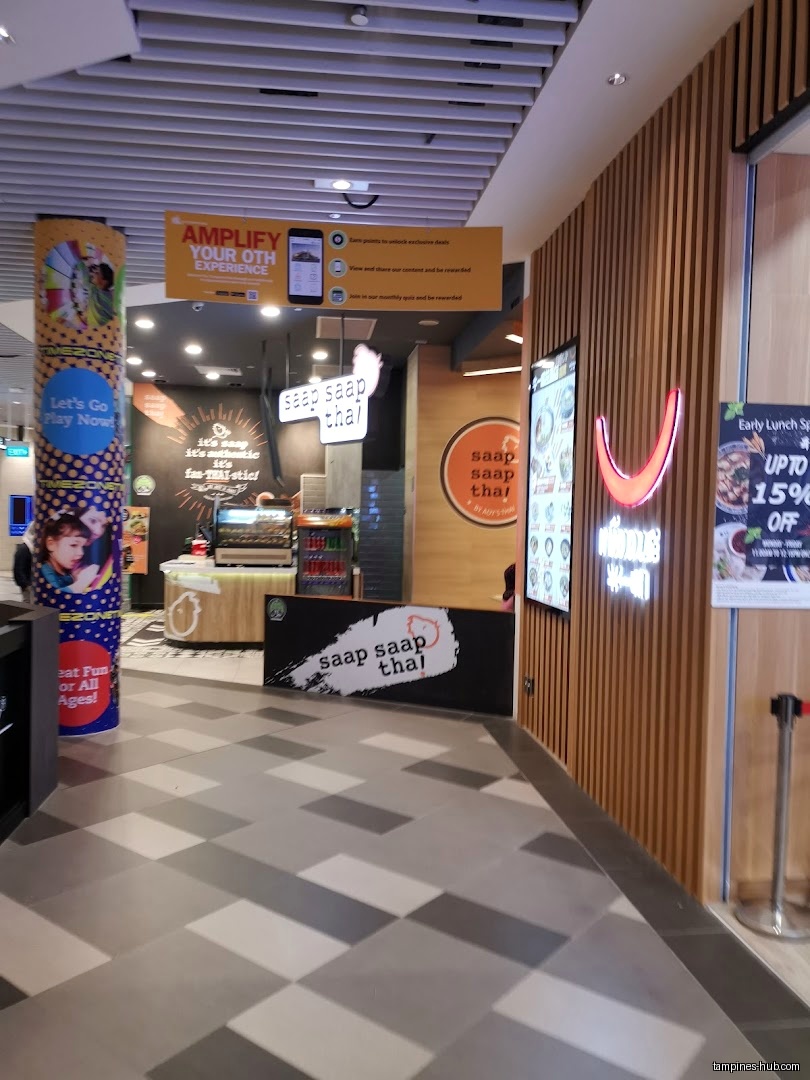 The image shows the entrance of the 'saap saap thai' restaurant.