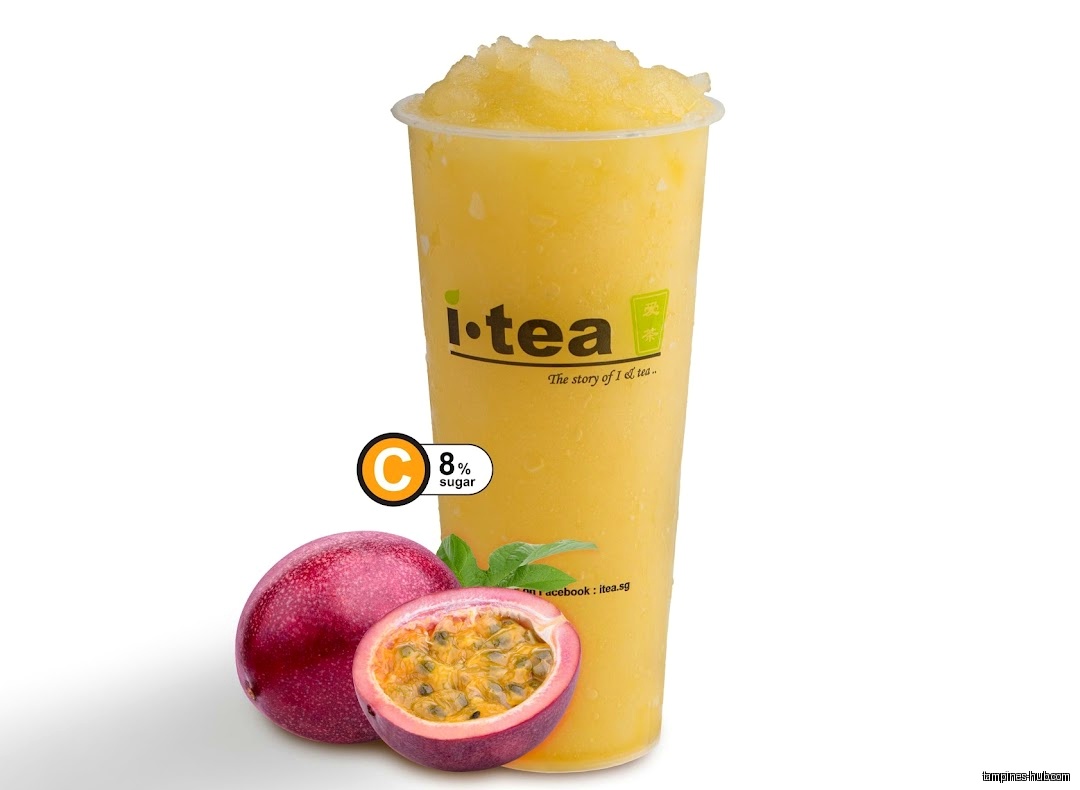 A large iTEA drink with passion fruit and an 8% sugar label.