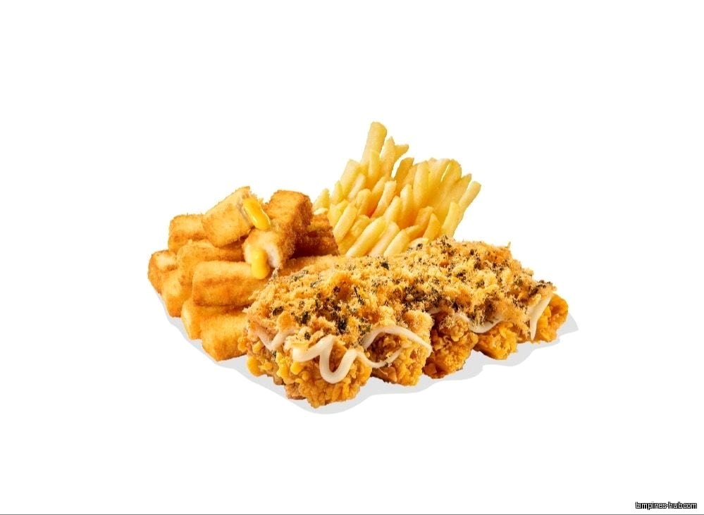 The image shows a meal with fries, fried chicken, and cheese cubes.